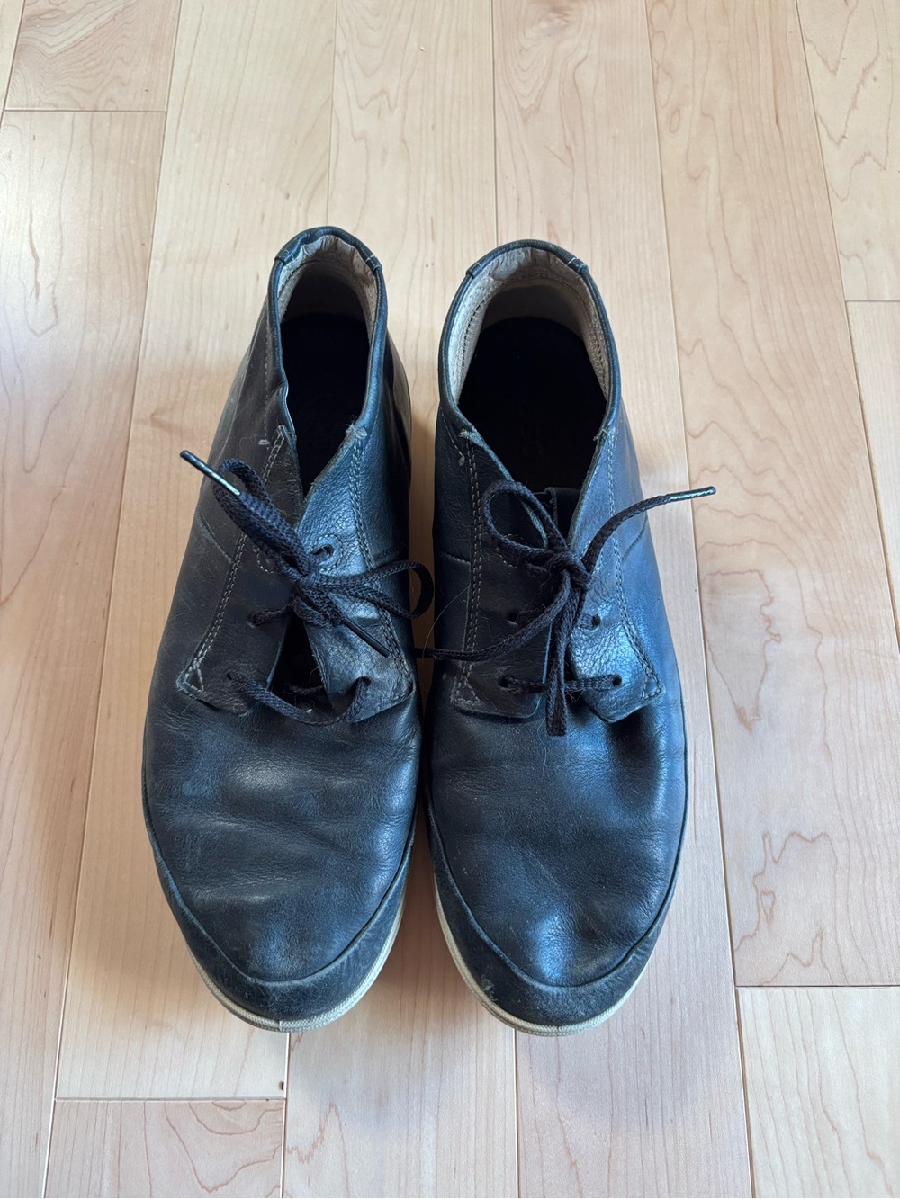 Ecco Navy Leather Chukka Boots